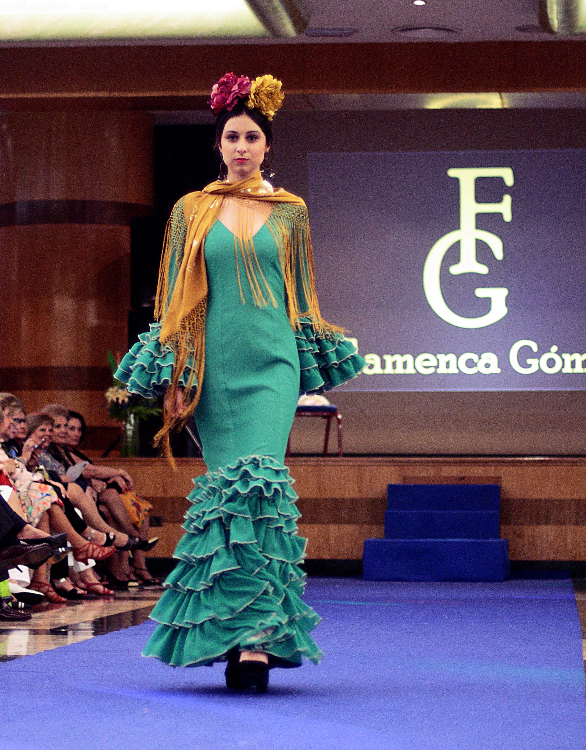 traje flamenca verde floresta